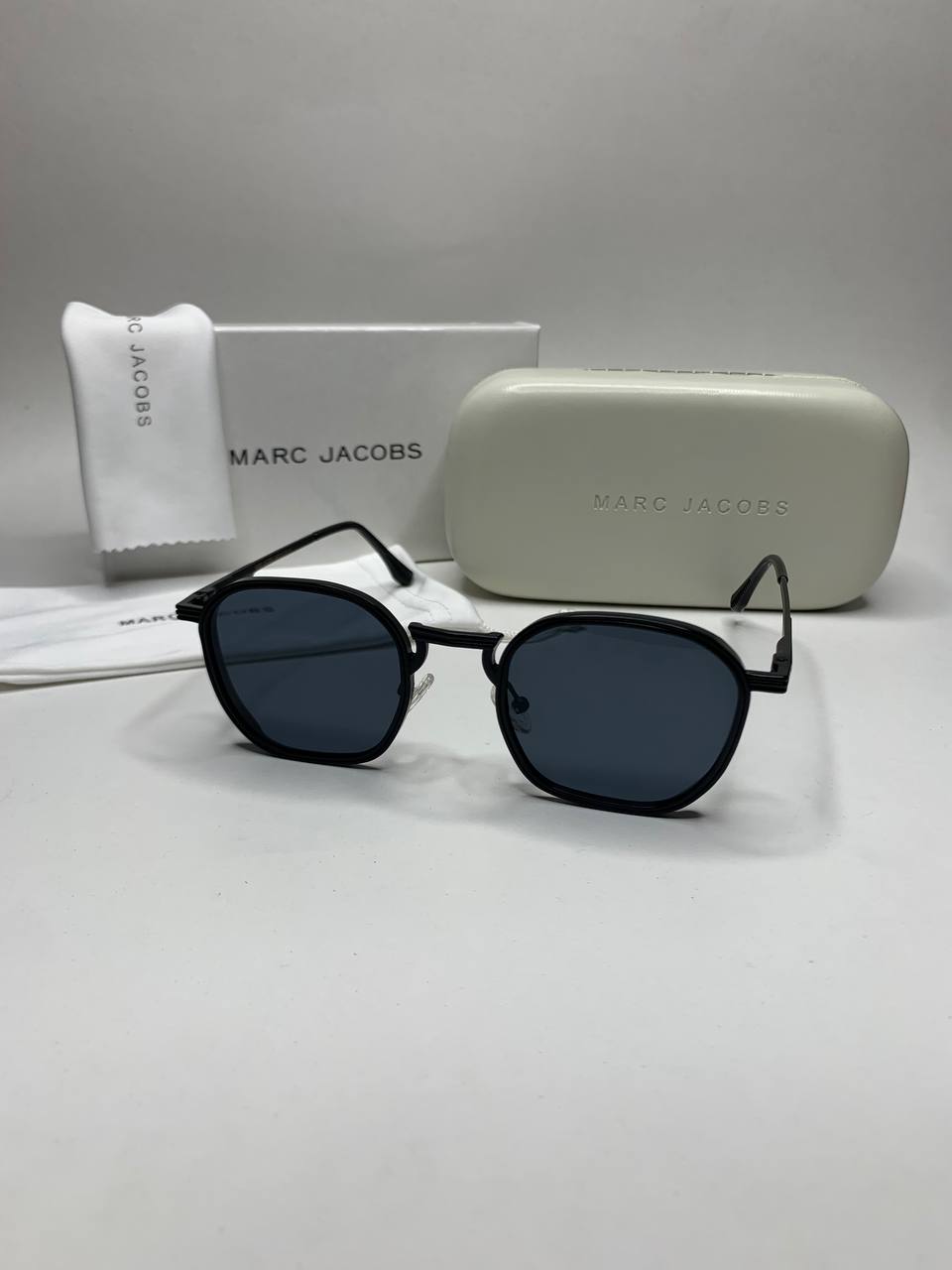 عینک مارک جیکوبز کد 98277